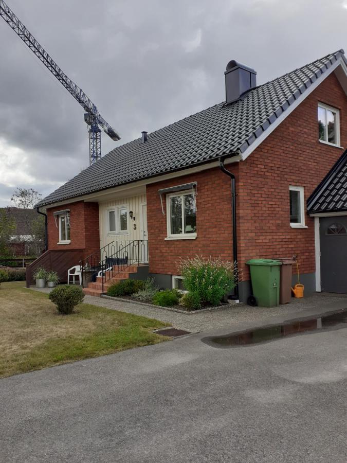 Villa Mitt I Ullared - 400M Till Gekas Exterior photo